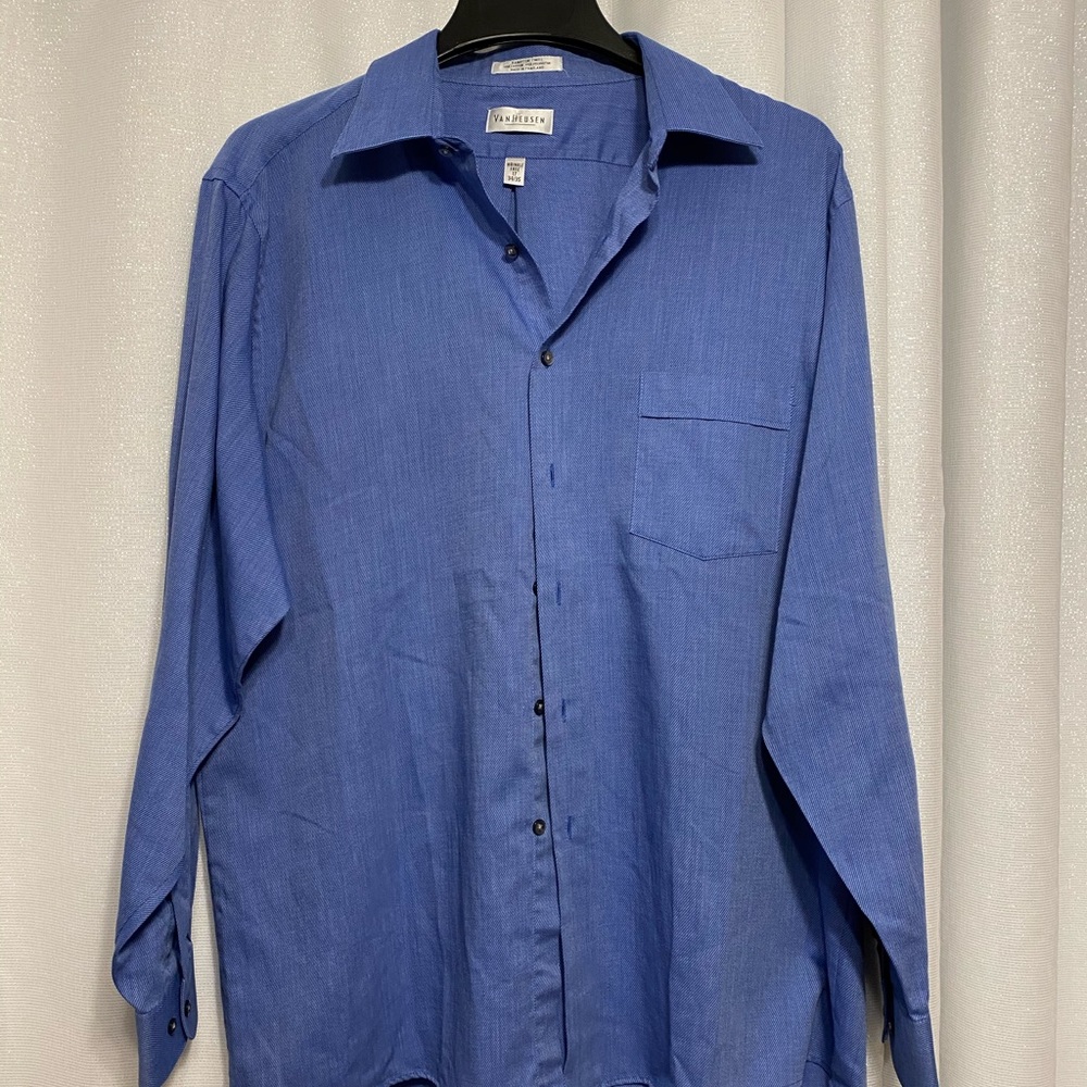 Van Heusen Long Sleeve Dress Shirt